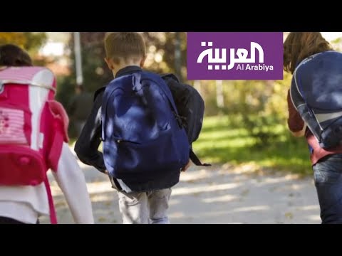 شاهد احذروا هذه الحقائب المدرسة ونصائح طبية لاختيار الأنسب