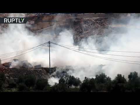 شاهداشتباكات بين متظاهرين فلسطينيين وجنود إسرائيليين احتجاجا على إنشاء مستوطنات جديدة شرقي رام الله